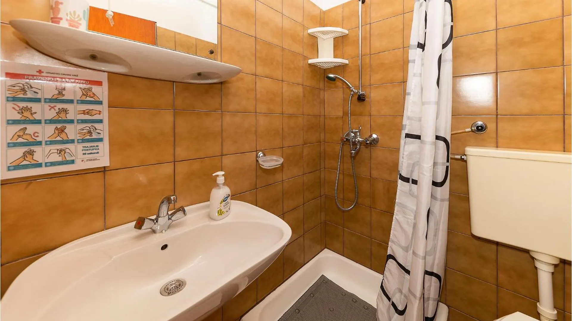 Amazing Apartment In Novi Vinodolski With Wifi
