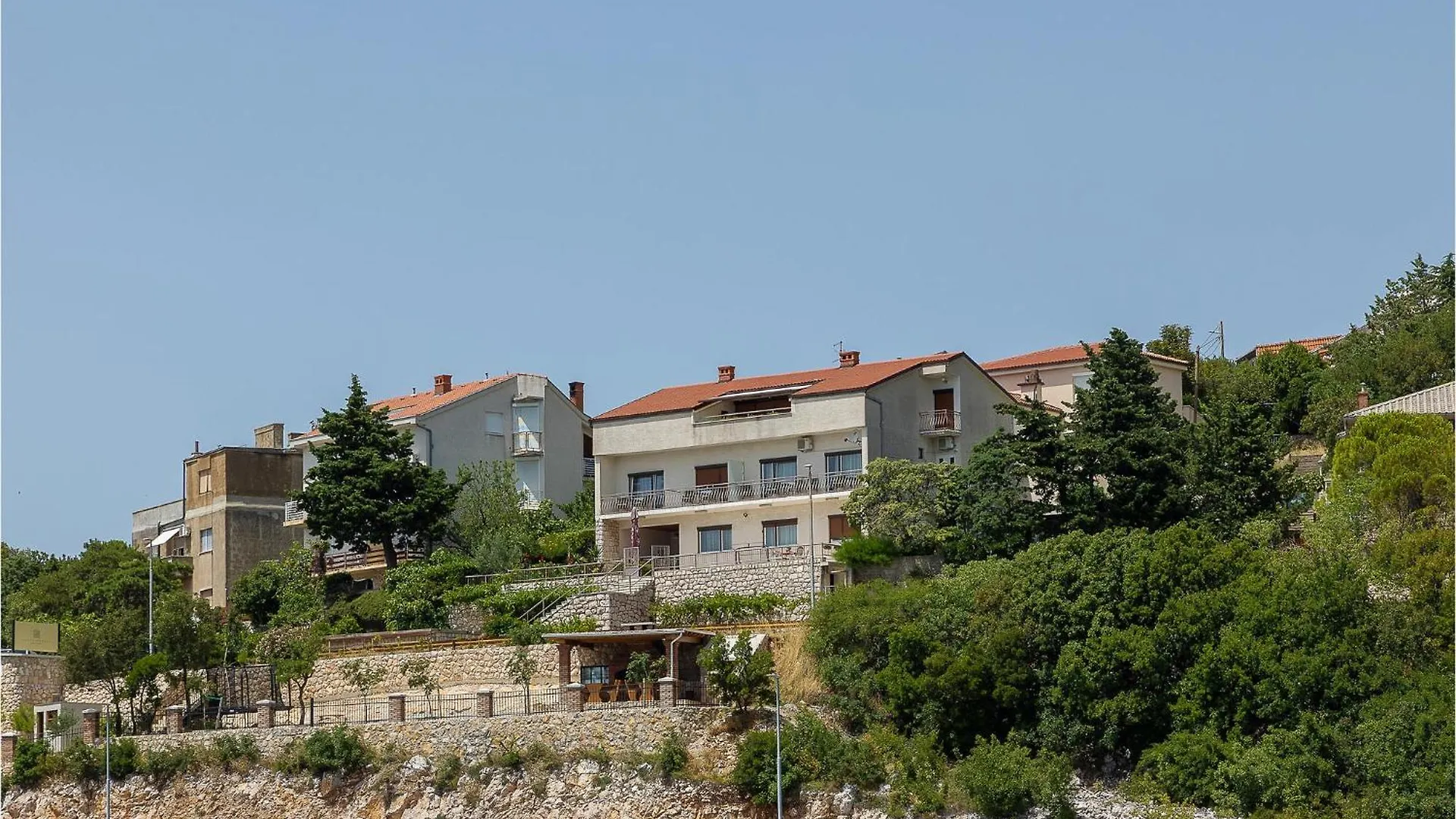Amazing Apartment In Novi Vinodolski With Wifi